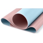 Skrivebords underlag 2-sidet KOZO 90x43 cm. (lysrød/lysblå)